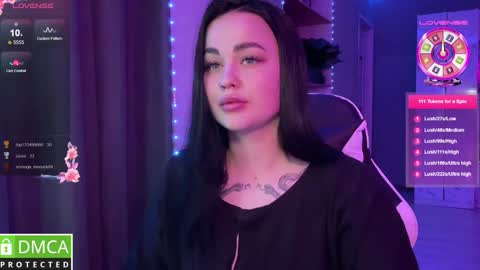 Mia online show from March 2025 10:42:01 PM