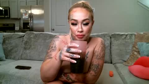 Koko Kwinn online show from March 2025 03:02:01 PM