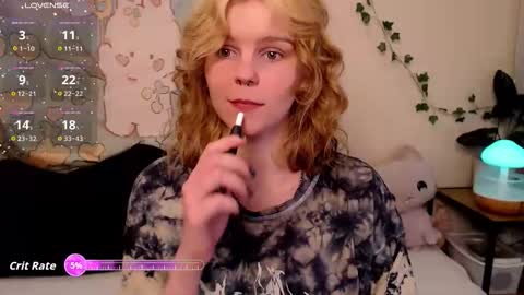 Snapshot of komorebbi chatting on May 2026 11:00:02 PM Marta online show from May 2026 11:00:02 PM