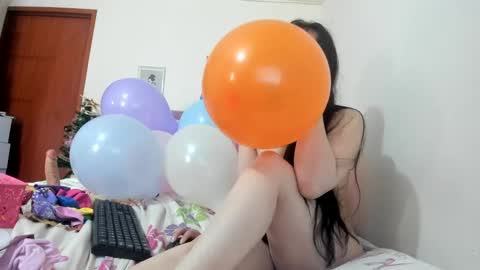 konie Diaz online show from December 2024 09:30:02 PM