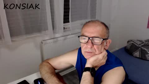 Komsiak online show from September 2025 06:20:01 PM