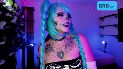 Kora Red online show from April 2026 08:09:02 PM