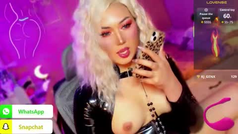 MISS ALICIA online show from November 2025 01:50:01 AM