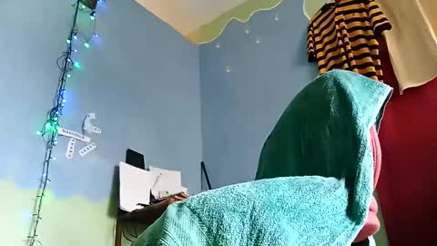 Snapshot of korn4lyfe chatting on January 2025 05:39:02 PM Prince makonnen online show from January 2025 05:39:02 PM