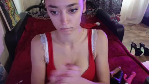 Gal online show from December 2024 10:47:01 AM