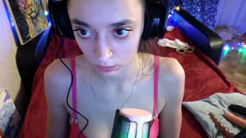 Gal online show from December 2024 01:38:02 PM