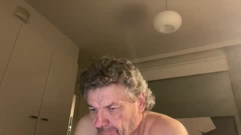 Snapshot of kovapoika chatting on October 2025 07:45:02 PM kovapoika online show from October 2025 07:45:02 PM