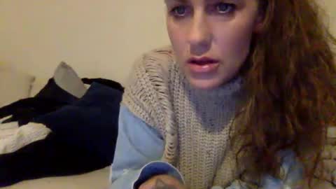 koyoteej online show from February 2025 01:16:02 AM