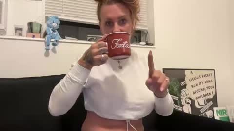 koyoteej online show from February 2026 02:41:01 AM