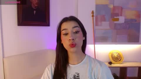 Elizabeth online show from December 2025 12:02:02 PM