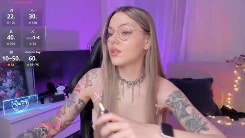 Snapshot of koza_dereza_ chatting on October 2025 05:23:02 PM Jess online show from October 2025 05:23:02 PM