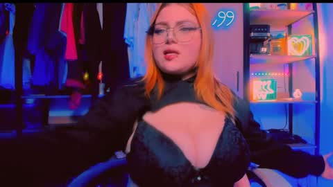 Khloe online show from April 2026 11:41:01 PM