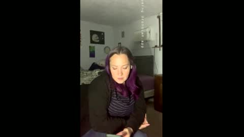 kreamyk420 online show from April 2026 09:18:01 AM