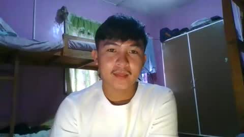 krezikeed online show from September 2025 04:12:01 AM