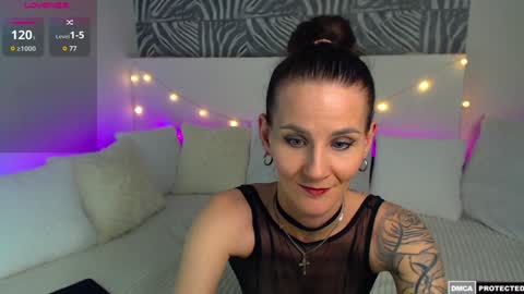 Snapshot of kris_167 chatting on February 2025 12:11:01 AM Kris online show from February 2025 12:11:01 AM