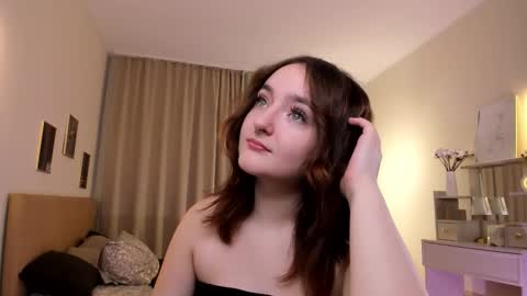 kris_loken online show from November 2025 07:40:01 AM