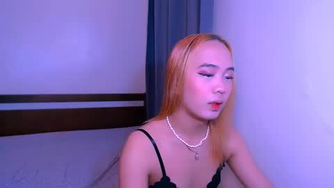 Snapshot of krisha_collins chatting on February 2026 06:35:01 AM krisha_collins online show from February 2026 06:35:01 AM