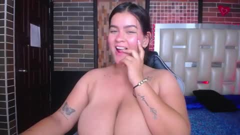 kriss_sweetboobs online show from February 2025 03:30:02 PM