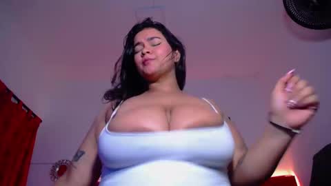 kriss_sweetboobs online show from March 2025 03:45:02 PM