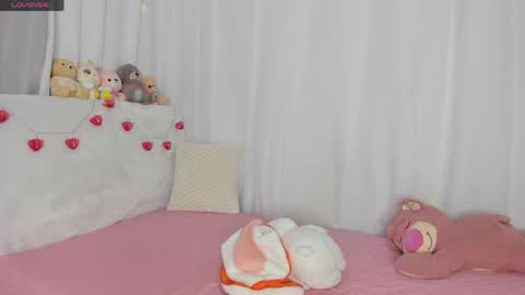 Snapshot of krissell_ chatting on May 2026 03:12:01 AM SammyKrissell online show from May 2026 03:12:01 AM