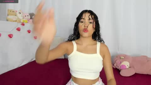 Snapshot of krissell_ chatting on May 2026 04:41:01 AM SammyKrissell online show from May 2026 04:41:01 AM