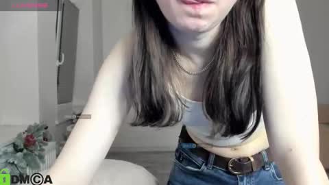 Snapshot of krisslimada chatting on February 2026 09:33:01 PM KrissLimada online show from February 2026 09:33:01 PM