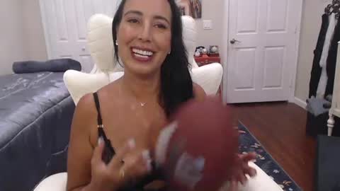 Krissy online show from August 2026 11:51:02 PM