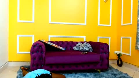 Thaterotic woman online show from February 2025 10:35:01 AM