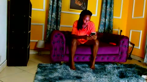 Thaterotic woman online show from February 2025 07:49:01 AM