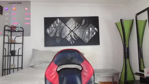 Andrea online show from September 2025 08:09:02 PM