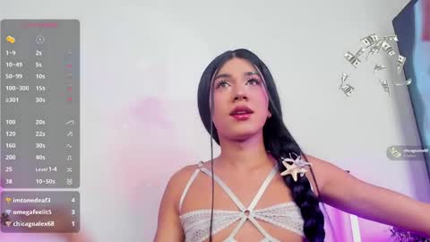 Snapshot of kristall_swan chatting on May 2026 08:03:01 PM Kristall online show from May 2026 08:03:01 PM