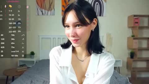 Emma online show from September 2025 08:09:01 PM