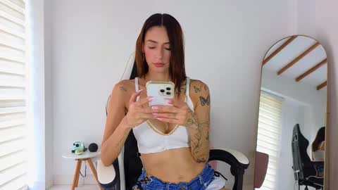 Kris online show from September 2025 04:09:02 PM