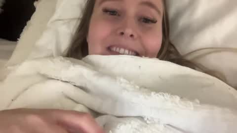 Kristi 3 online show from December 2024 12:28:02 AM