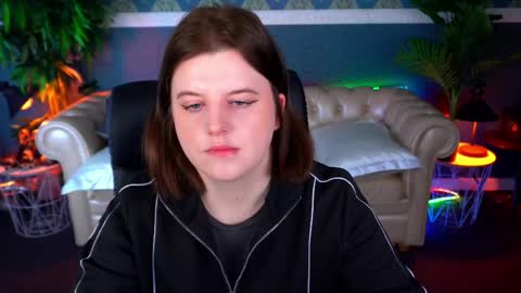 kristifoxy online show from April 2026 05:12:02 AM