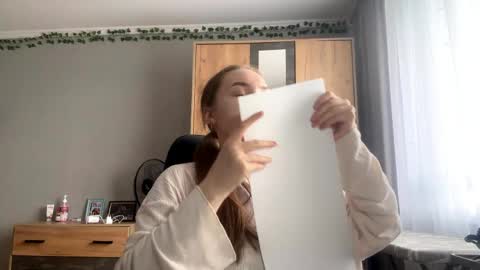 Mila online show from May 2026 12:24:01 PM