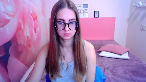 Kristina Adel online show from January 2025 02:18:01 PM