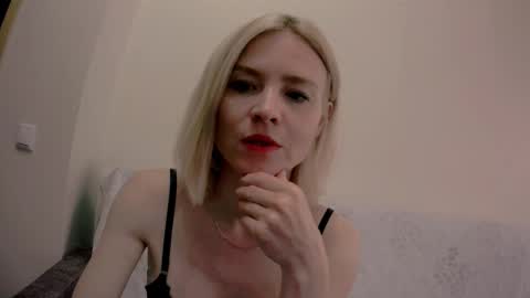 kristina_vagner online show from October 2025 04:12:01 AM