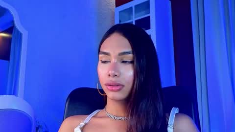 Snapshot of kristinagriner chatting on April 2026 05:34:01 AM KristinaGriner online show from April 2026 05:34:01 AM