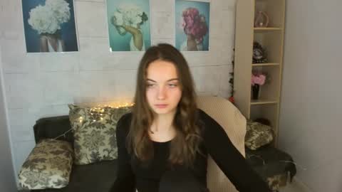Kristina online show from December 2024 07:24:01 PM