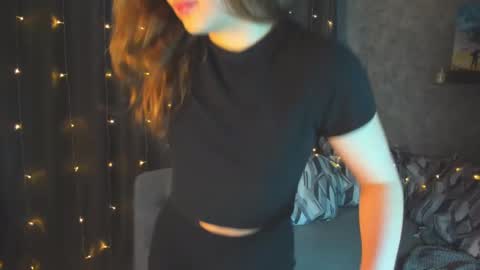 Kristina online show from February 2025 05:14:01 PM