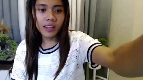 kristine_fox online show from April 2026 03:50:01 PM