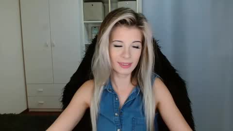 KristineAmore online show from November 2025 07:24:02 AM