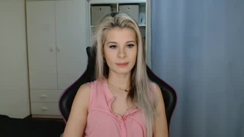 KristineAmore online show from April 2026 06:36:01 AM