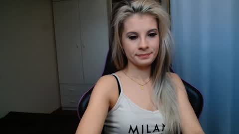 KristineAmore online show from June 2026 06:27:02 AM
