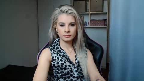 KristineAmore online show from June 2026 06:35:01 AM