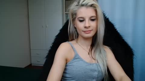 KristineAmore online show from June 2026 06:45:01 AM