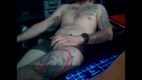 kristo2323 online show from October 2025 02:01:02 AM