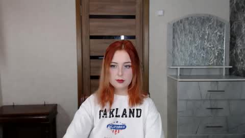 Kristy online show from September 2025 07:47:02 PM