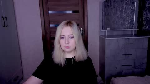 Kristy online show from March 2026 12:06:01 AM